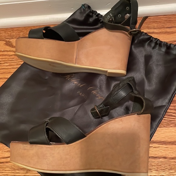 Robert Clergerie Wedges - Picture 3 of 5